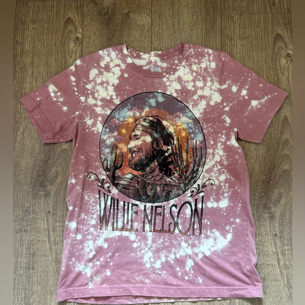 Gine Tees Willie Nelson bleached shirt